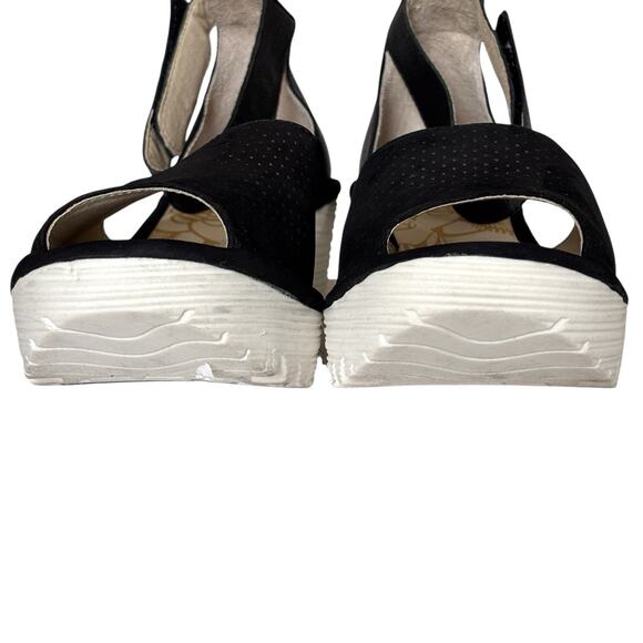 FLY London Yake Perforated Leather Wedge Sandals Black‎ Nubuck Sz 40 White Sole - Picture 11 of 16